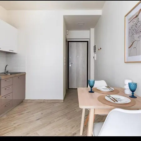 Ladadika Urban Vibes