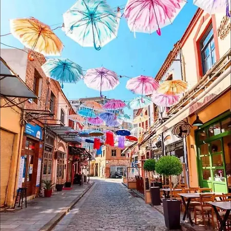 Apartmán Ladadika Urban Vibes *
